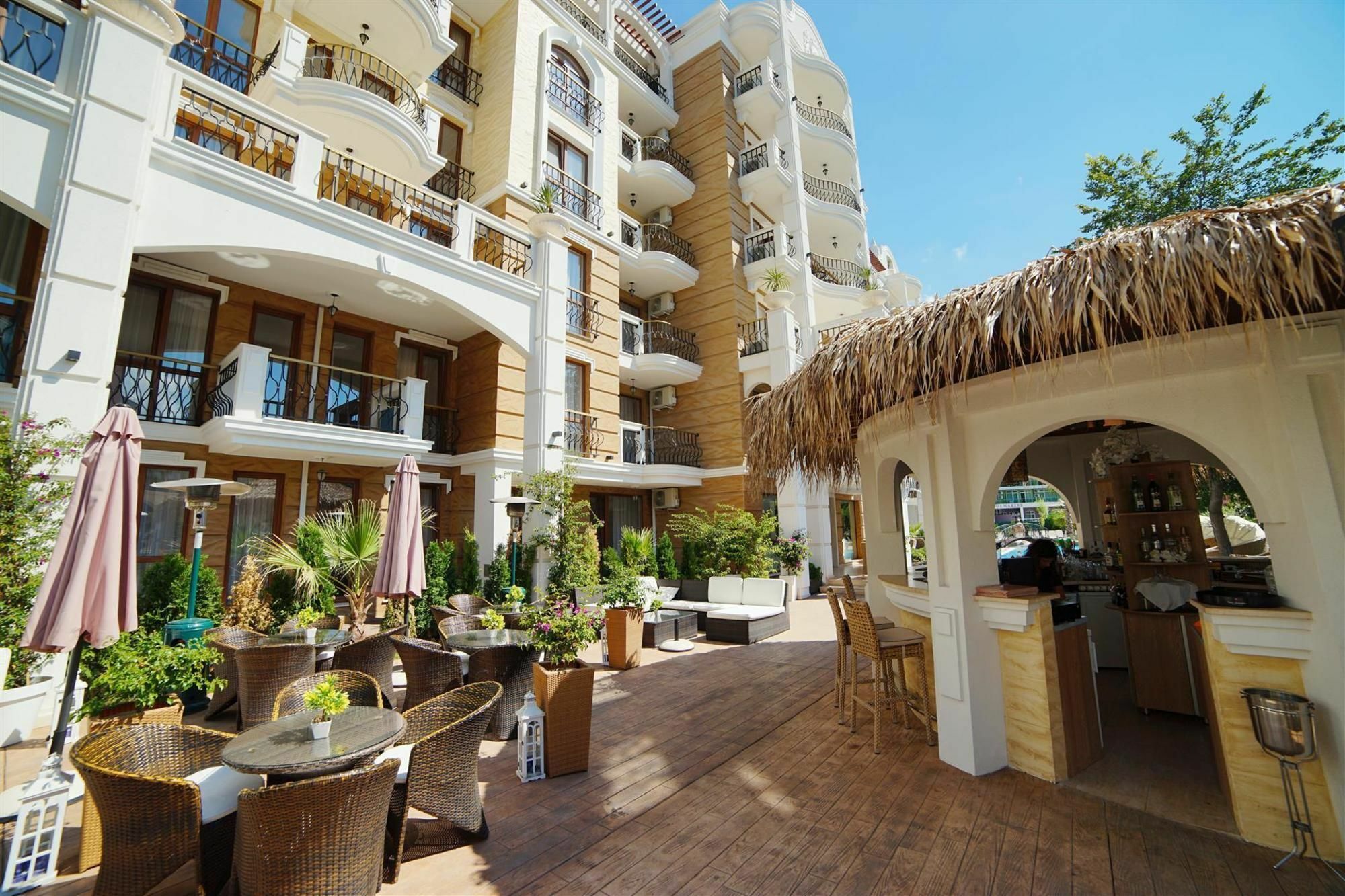 Harmony Suites - Dream Island Pantai Sunny Luaran gambar